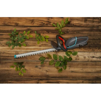 Gardena 18V Heggenschaar ComfortCut 50cm Incl. Accu + Lader 4 Gardena 18V Heggenschaar ComfortCut 50cm Incl. Accu + Lader - Afbeelding 4