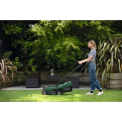 Bosch 18V Grasmaaier Citymower 32cm (Incl. 4,0Ah Accu + Lader) 8 Bosch 18V Grasmaaier Citymower 32cm (Incl. 4,0Ah Accu + Lader) -Tuinonderhoud buiten 123 3417