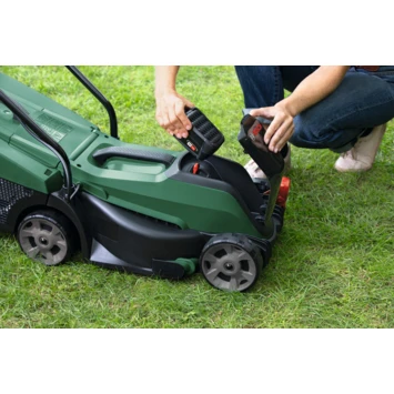 Bosch 18V Grasmaaier Citymower 32cm (Incl. 4,0Ah Accu + Lader) 5 Bosch 18V Grasmaaier Citymower 32cm (Incl. 4,0Ah Accu + Lader) - Afbeelding 5