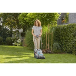Gardena 18V Grasmaaier Powermax P4A 32cm (P4A) Incl. 4.0Ah Accu + Lader 5 Gardena 18V Grasmaaier Powermax P4A 32cm (P4A) Incl. 4.0Ah Accu + Lader -Tuinonderhoud buiten 123 3473