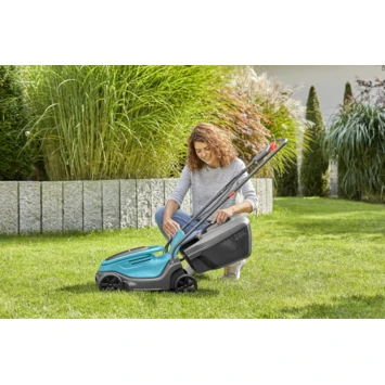 Gardena 18V Grasmaaier Powermax P4A 32cm (P4A) Incl. 4.0Ah Accu + Lader 3 Gardena 18V Grasmaaier Powermax P4A 32cm (P4A) Incl. 4.0Ah Accu + Lader - Afbeelding 3